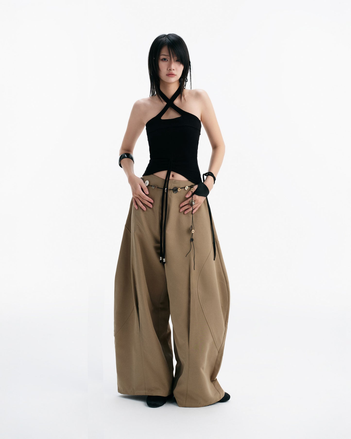 CHERIE HALTER TOP (BLACK)