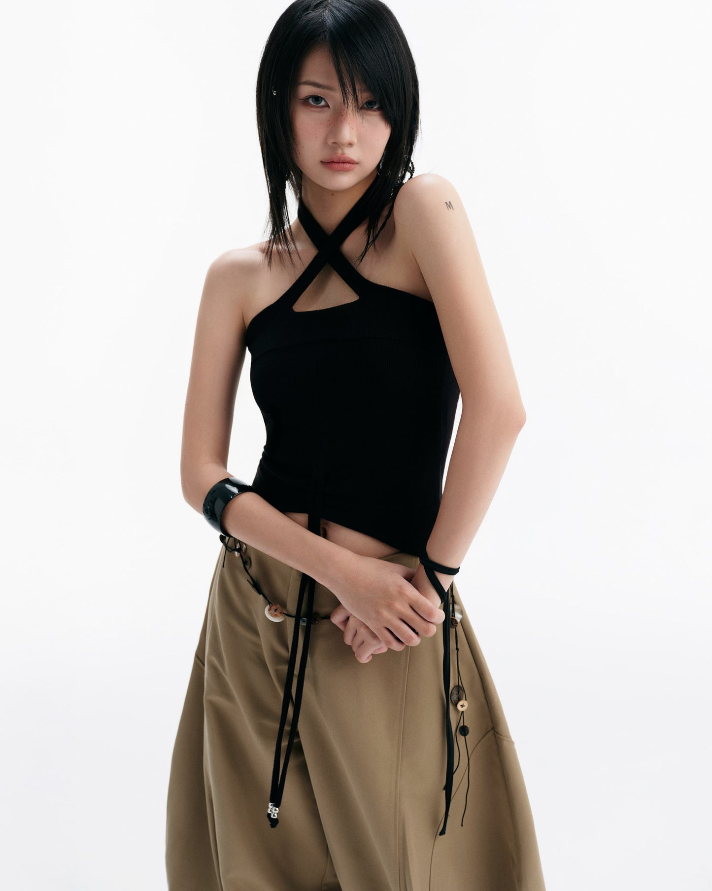 CHERIE HALTER TOP (BLACK)