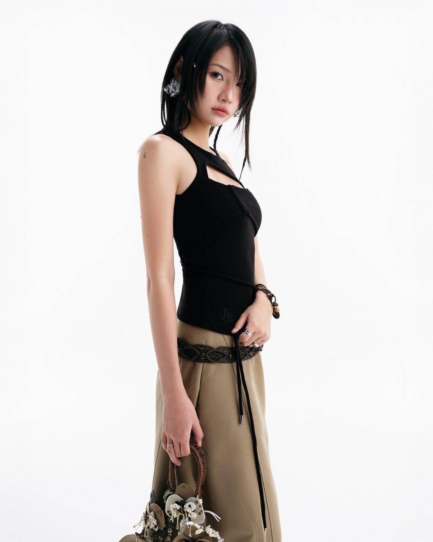 CONRAD SLEEVELESS TOP (BLACK)