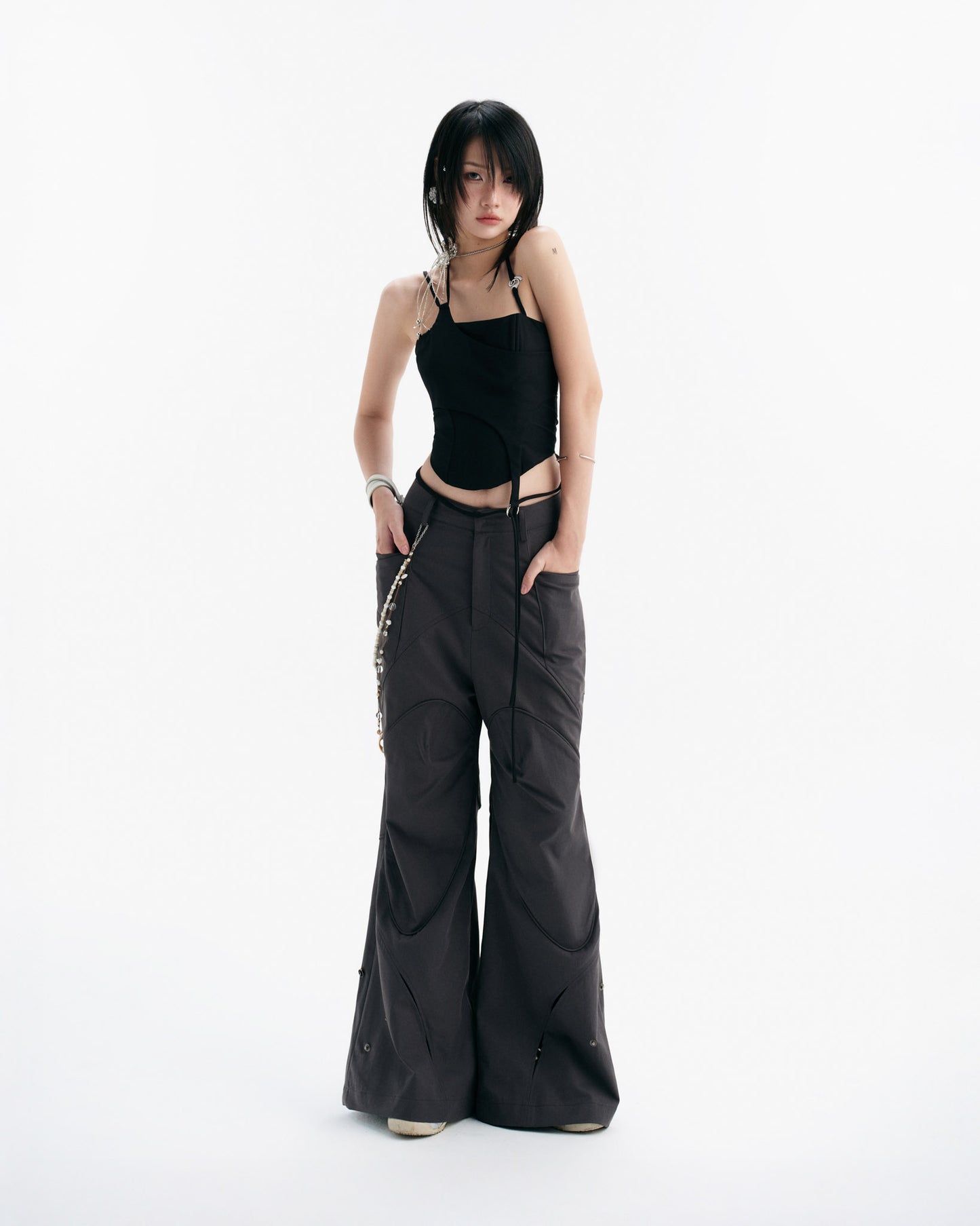 LULLABY HALTER TOP (BLACK)