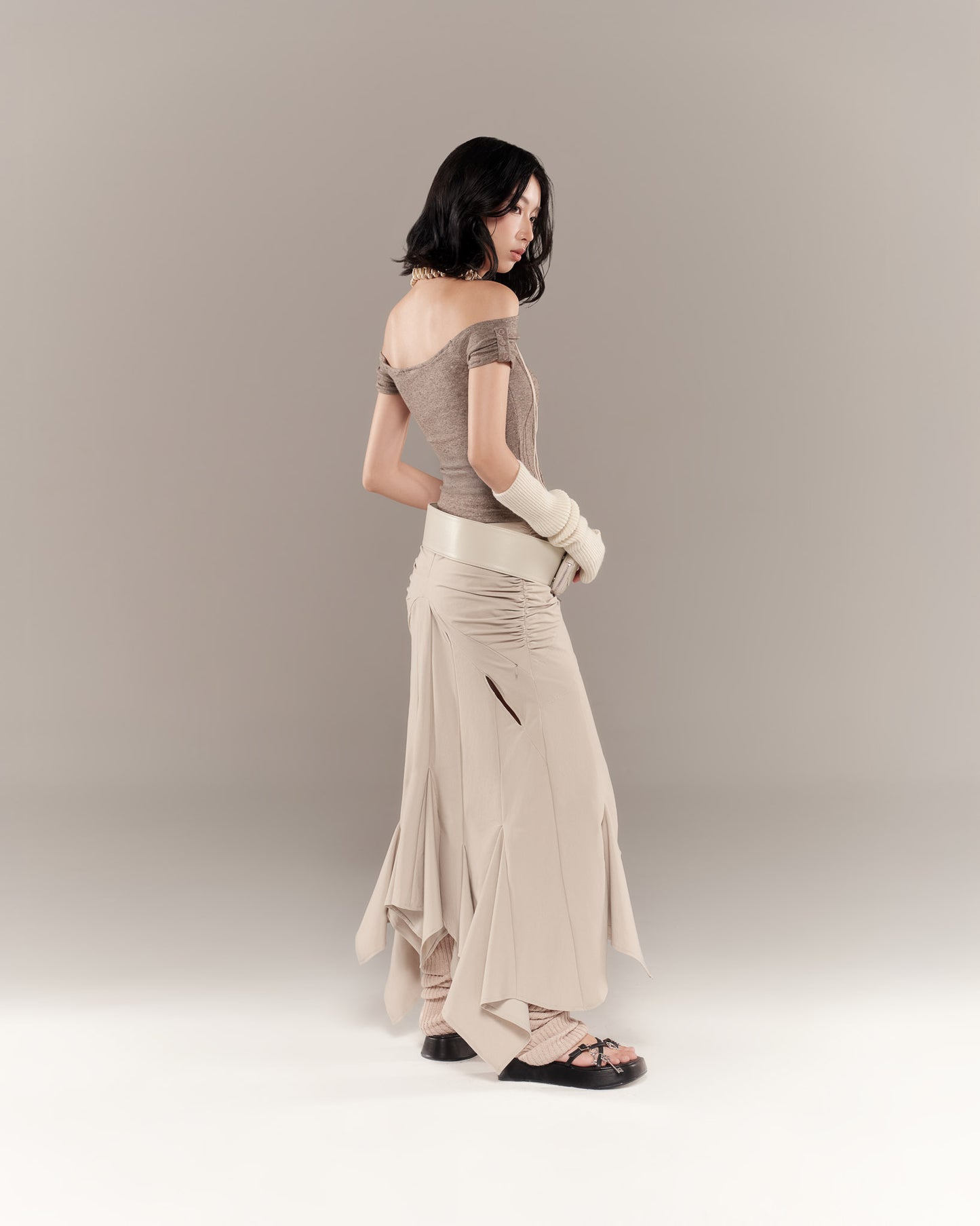 SHANNON SKIRT (BEIGE)