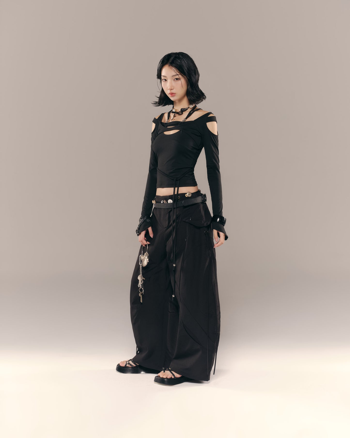 SALVIUS PANTS (BLACK)