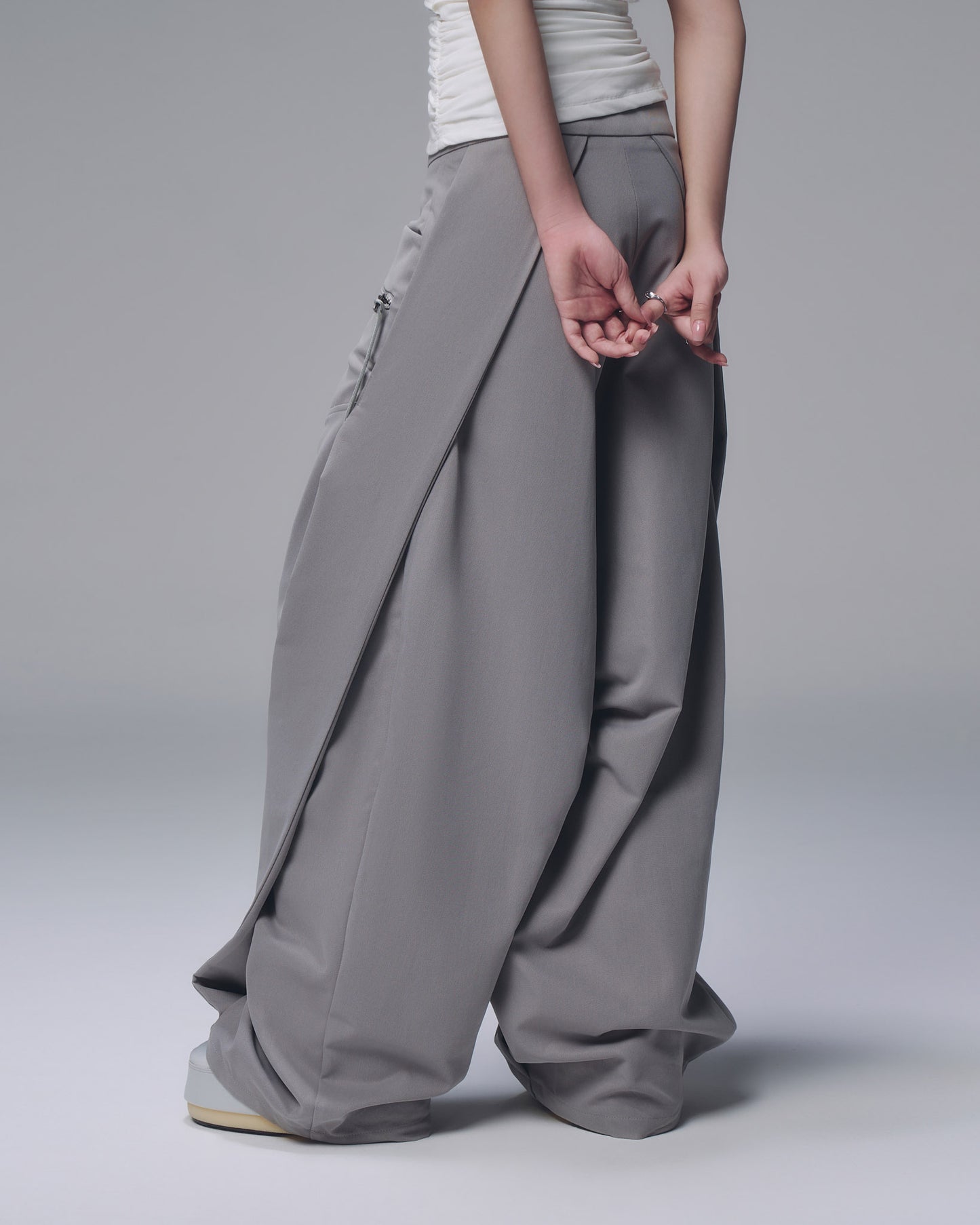 ARCHER PANTS (GREY)